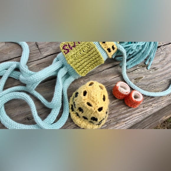 Handmade Knit Princess Seea Doll Octopusus Flamingo Raft Book Glasses OOAK Doll - Picture 9 of 16